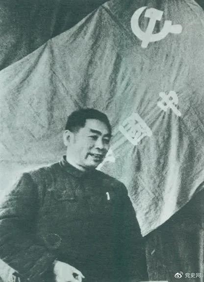 1949年3月，周恩來在中共七屆二中全會(huì)上講話。